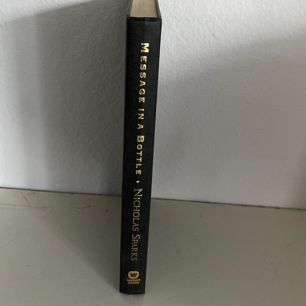 Nicholas Sparks book, message in a bottle.